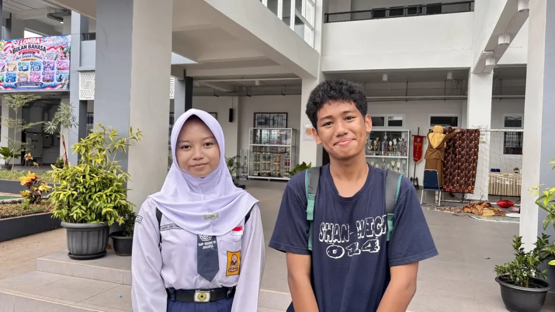 Kebahagiaan Siswa SMPN 91 Jakarta Belajar di Gedung Baru