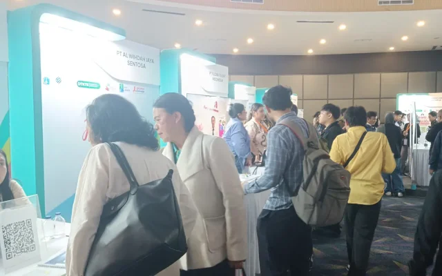 Perjuangan Eva Cari Kerja, Tolak Menyerah Lewat Bisnis Kue