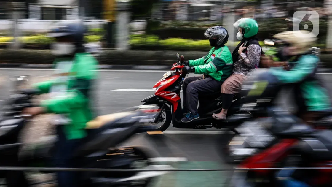 Syahganda Nainggolan Kawal Status Pengemudi Ojol