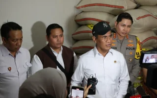 Mentan Amran Desak Penindakan Tegas Kasus Beras SPHP Dioplos