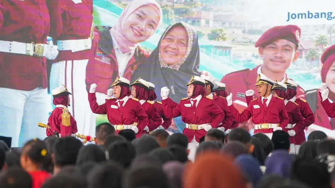 Momen Haru Hari Santri, Siswa Sekolah Rakyat Baca Puisi