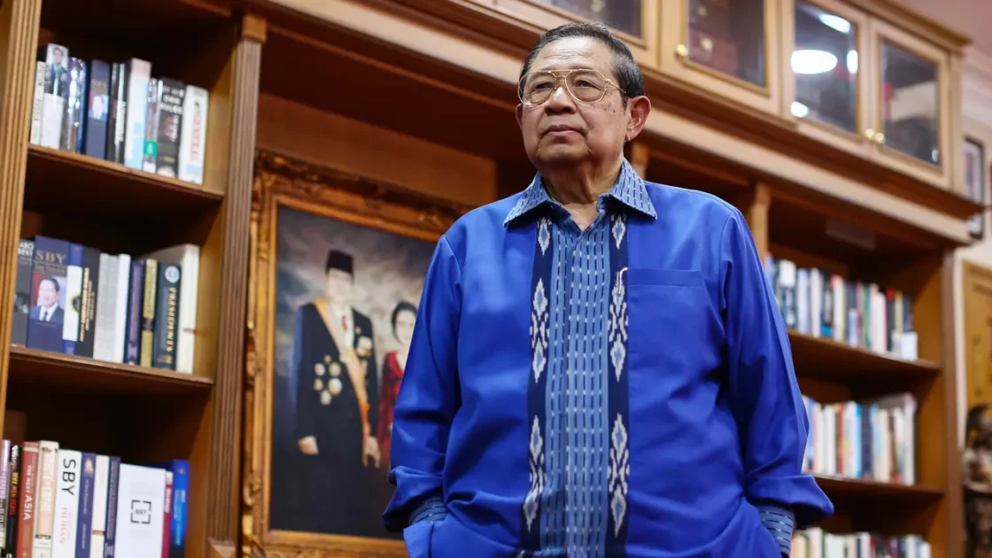 SBY Kenang Jasa Eks Panglima TNI Widodo AS Saat Krisis 1998