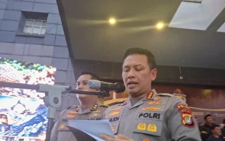 Sutradara Dandhy Laksono Dipanggil Polisi Terkait Film Pesta Babi