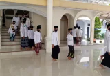 Rekam Jejak Alumni Pesantren di Dunia Profesional