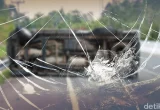 Truk Tanah Terguling Timpa Motor di Cempaka Putih Jakpus