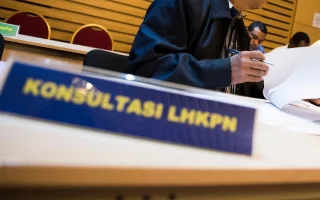 Penjelasan Sahroni Tolak Usul KPK Rampas Harta Pejabat