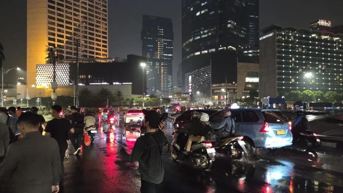 Aksi di Bundaran HI Bubar, Lalu Lintas Kembali Normal