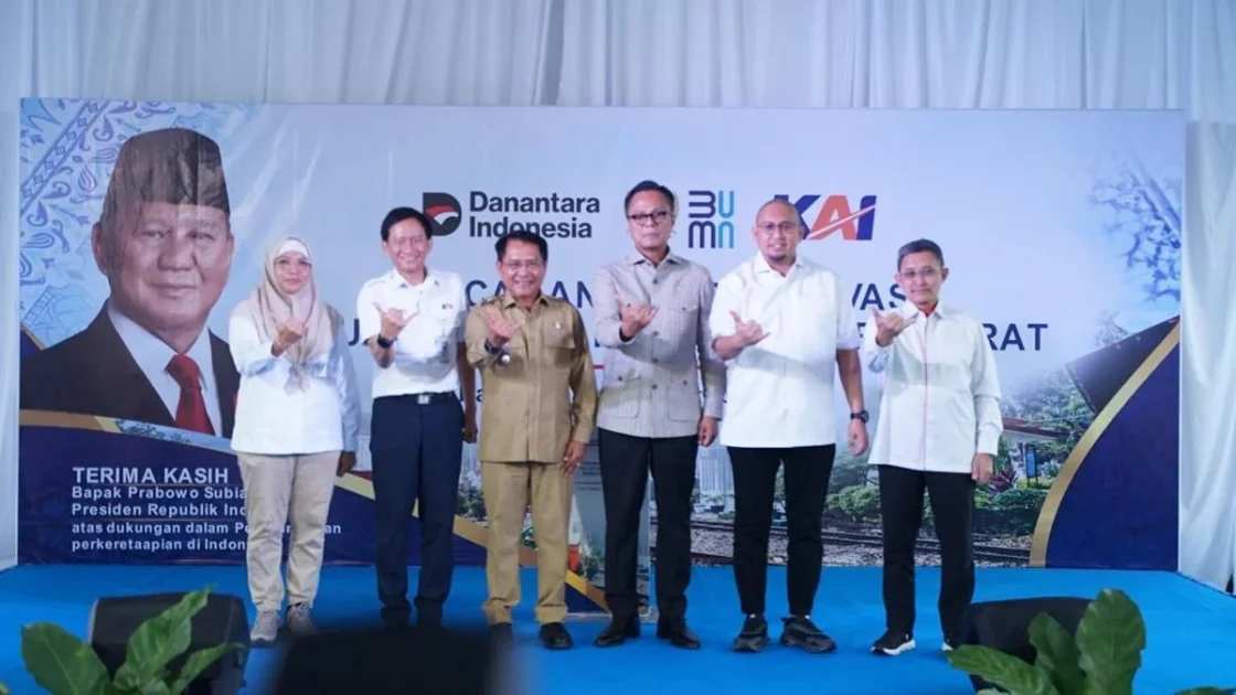 Donny Oskaria dan Bobby Rasyidin Puji Andre Rosiade
