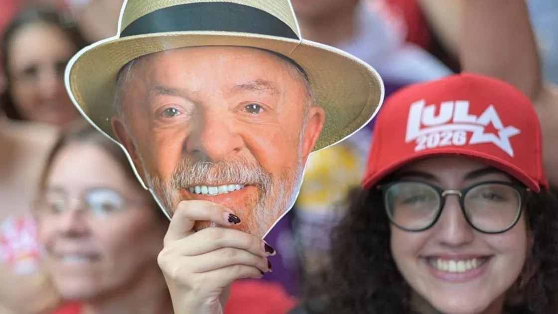Lula Kembali Jadi Presiden Brasil Berkat Kampanye WhatsApp
