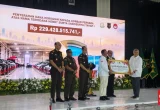 Kejagung Serahkan Dana Ganti Rugi Korban Indosurya Rp229 Miliar