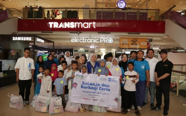 CT ARSA dan Islamic Relief Bahagiakan Anak Yatim