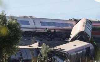 Tabrakan Kereta Cepat Tewaskan 68 Orang di Spanyol