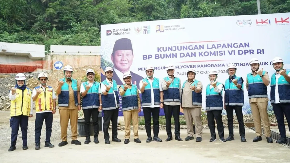 Donny Oskaria dan Andre Rosiade Tinjau Flyover Sitinjau Lauik