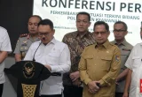Dudung Bahas Karhutla hingga Ekonomi Bersama Menteri