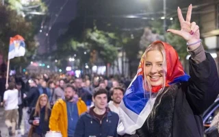 Gerakan Protes Mahasiswa Runtuhkan Kekuasaan Vučić di Serbia