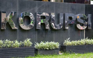 Usul Luhut Ubah Definisi Korupsi Picu Polemik Hukum