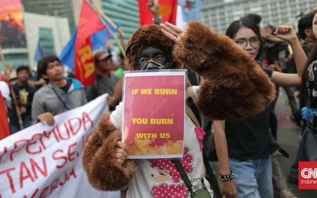 Massa Demo Bubar, Jalan Sudirman-Thamrin Kembali Dibuka