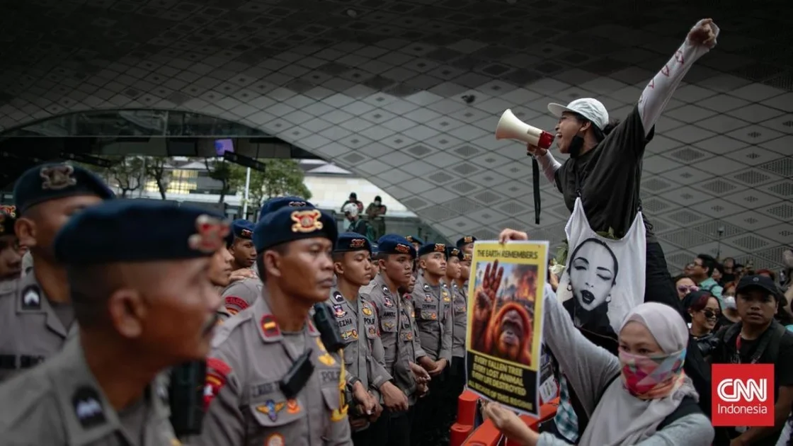 Polda Metro Jaya Minta Maaf Polisi Adang Wartawan Demo HI