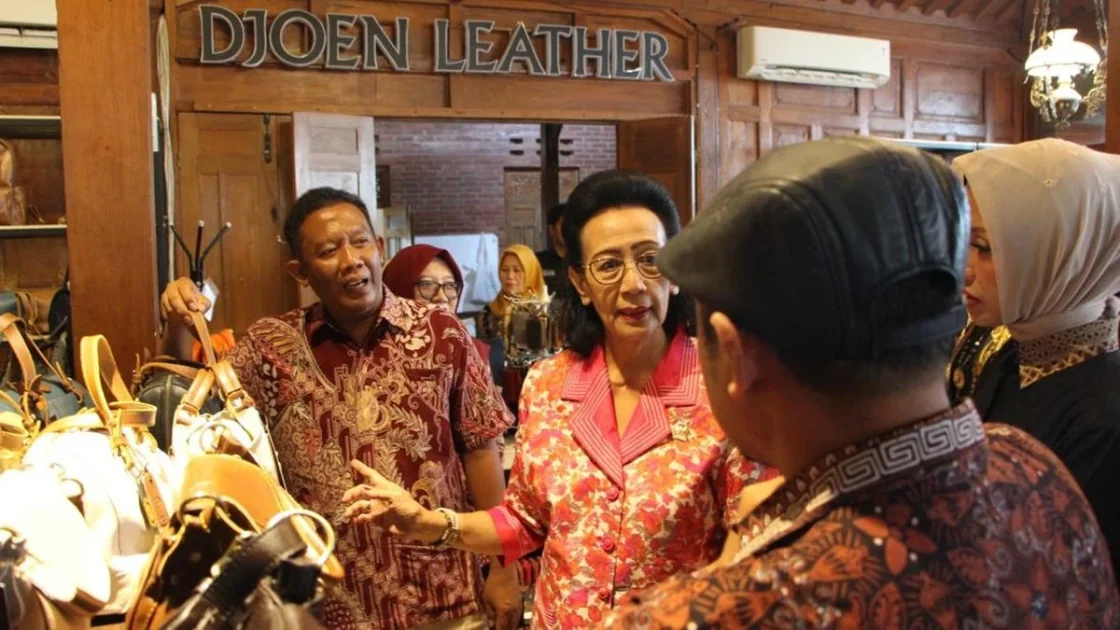 GKR Hemas Minta Perajin Kulit Bantul Jaga Mutu & Regenerasi