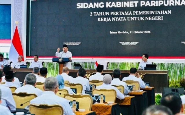 Mendagri Tito Simak Arahan Prabowo Soal Kerja Sama Tim