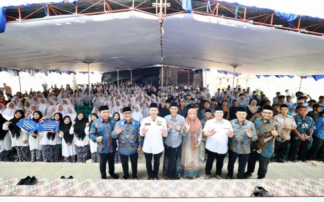 Ibas Dorong Santri Kendal Kuasai Agama dan Keterampilan Kerja