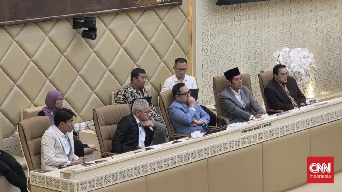 Komisi II Kaji Gugatan Syarat Ijazah SMA Capres di RUU Pemilu