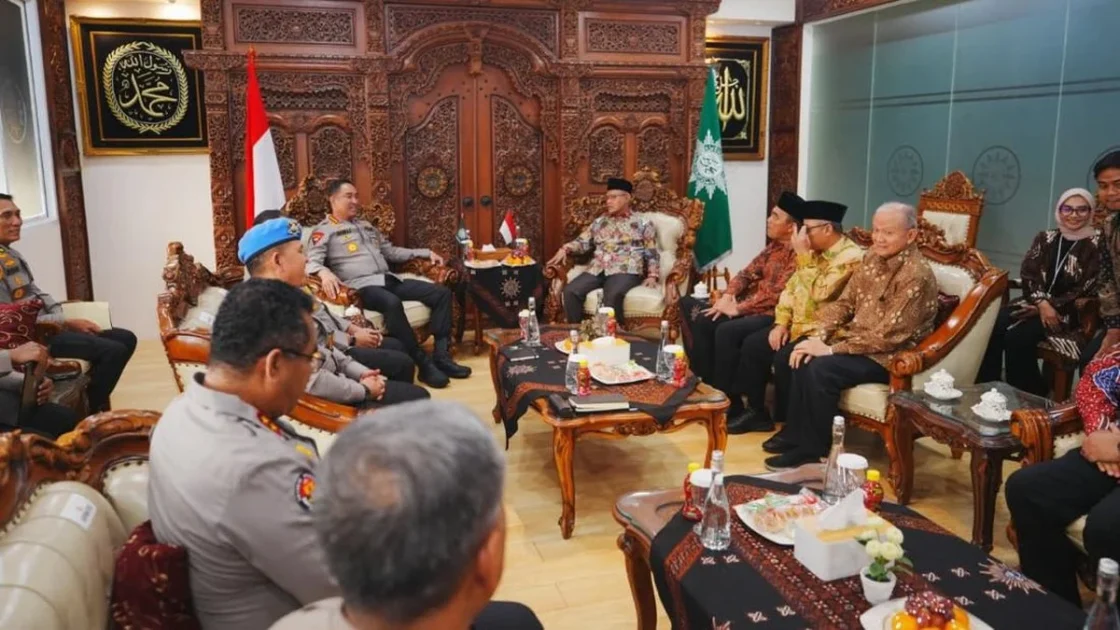 Kapolri Sambangi Muhammadiyah dan PBNU Sepakat Jaga Kamtibmas