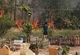 Karhutla Kapuas Meluas, Api Hampir Jangkau Pemakaman