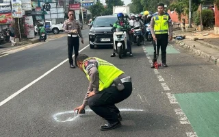 Kecelakaan di Depok, Penumpang Motor Tewas Terlindas