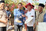 Kementrans Bagikan 109 Sertifikat Tanah di Lombok Timur