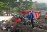 Truk Asam Sulfat Kecelakaan di Turunan Kertek Wonosobo