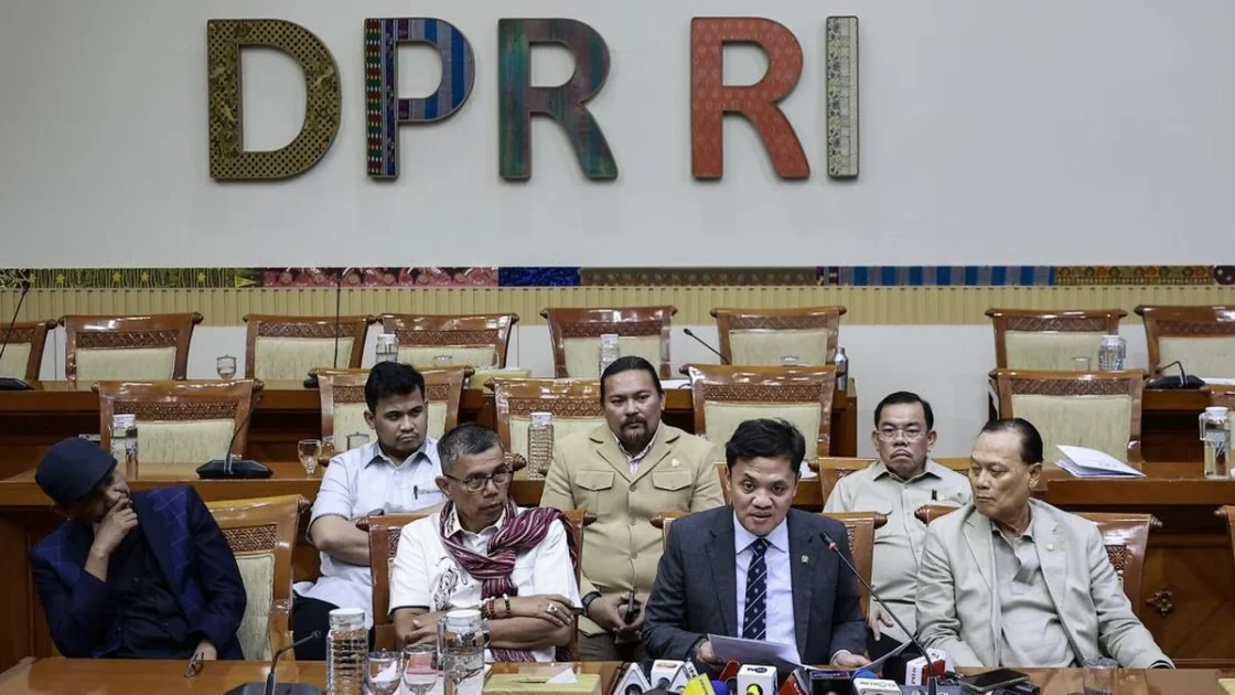 DPR Tolak Usul Luhut Kerugian Negara Bukan Korupsi