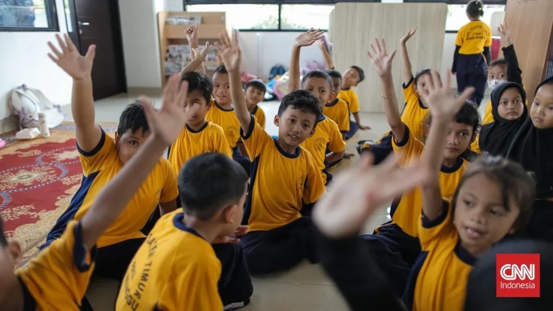 Komisi X DPR Soroti Aturan Tak Naik Kelas Tahun 2027