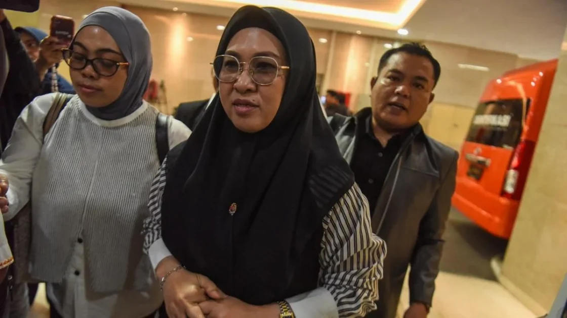 Eks Bupati Gowa Sitti Husniah Ditahan Kasus Pemerasan