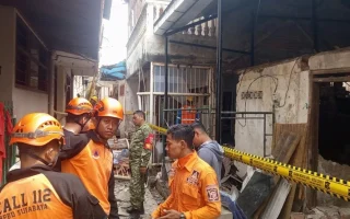 Ledakan Tabung Gas di Surabaya Hancurkan Belasan Rumah