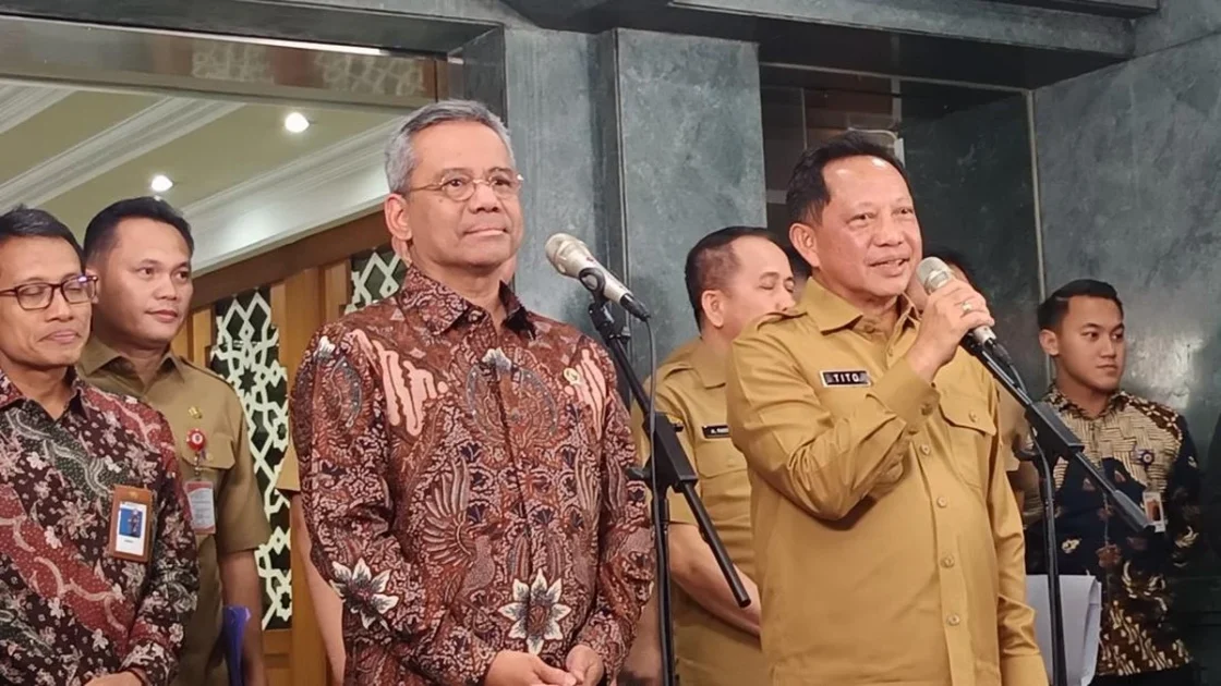 Mendagri dan Menkeu Pastikan Dana Pemulihan Bencana 2027