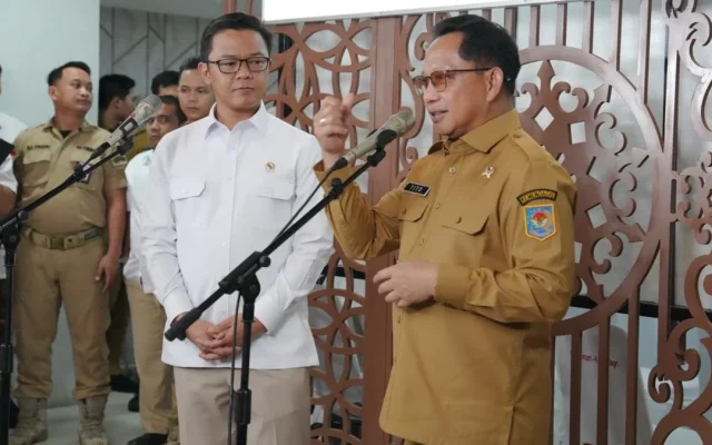 Menko PMK Puji Kinerja Satgas PRR Pulihkan Sumatera