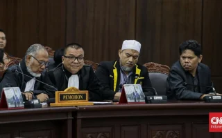 Denny Indrayana Ungkap Pertemuan Tertutup Bahas Gibran dengan PDIP