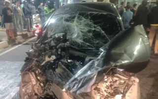 Mobil Tabrak Pikap di Rasuna Said, 1 Orang Tewas