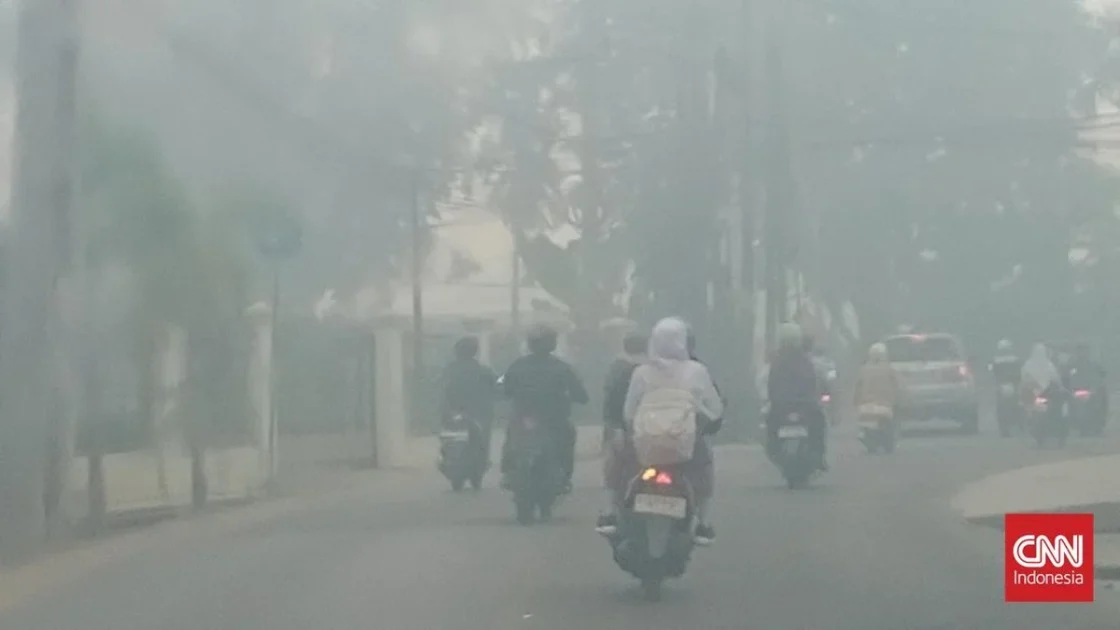Asap Pekat Karhutla Kembali Selimuti Palembang