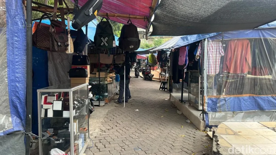 Pedagang Taman Puring Kaget Wacana Relokasi ke Lenteng Agung