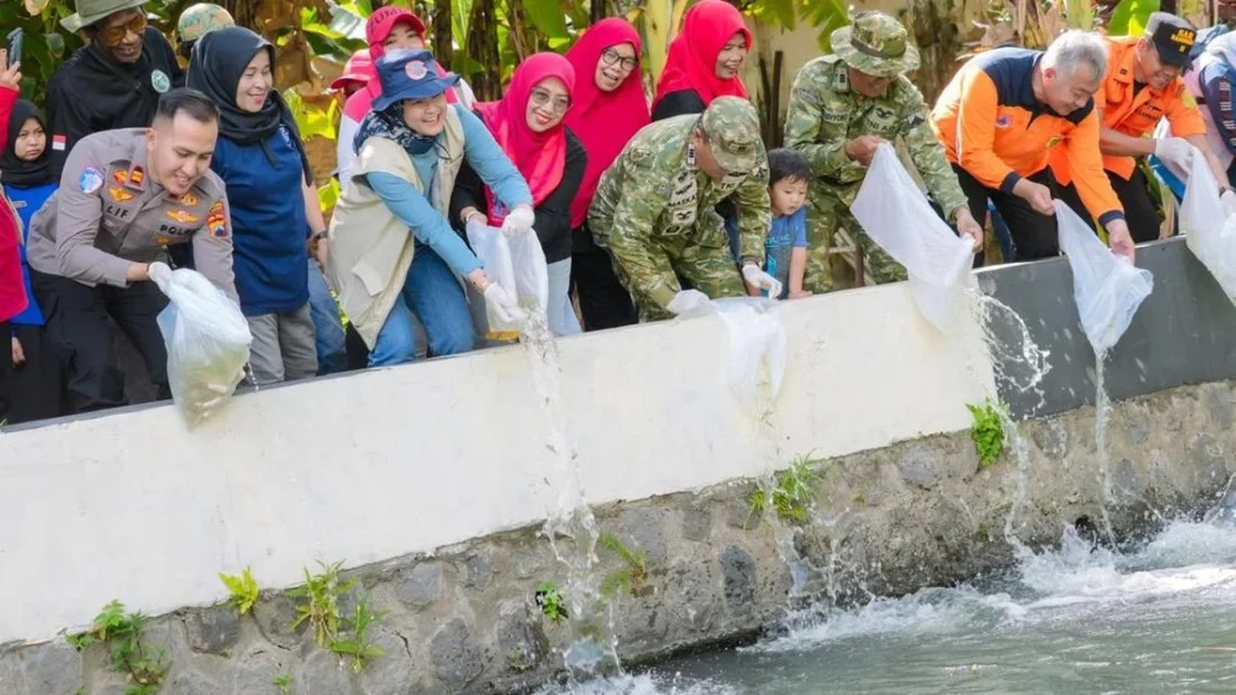 Pemkab Klaten Gelar Apel Siaga Jaga Kelestarian Sungai Bendo