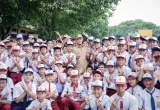 Pemko Pekanbaru Bagikan Seragam Gratis 20 Ribu Siswa SD-SMP