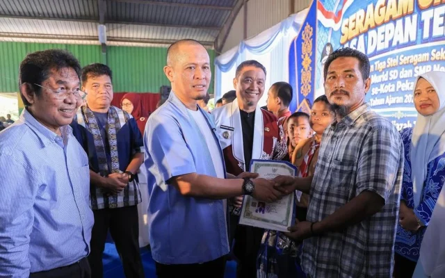 Pemkot Pekanbaru Bebaskan 59 Ijazah Tertahan Siswa