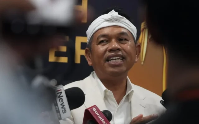 KDM Minta Dewan Pers Umumkan Media dan Jurnalis Resmi