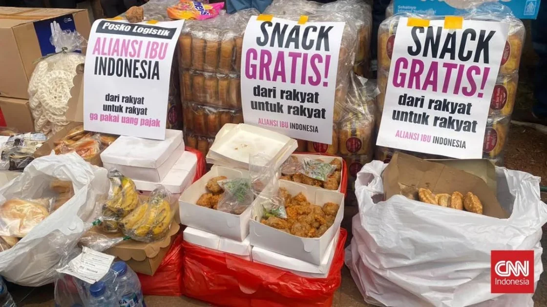 Posko Bantuan Logistik Berdiri di Bundaran HI Saat Demo