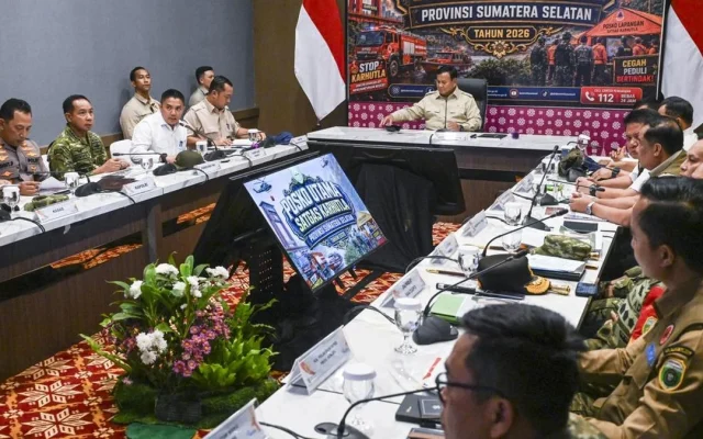 Jajaran Menteri Datangi Istana Hadiri Sidang Kabinet Prabowo