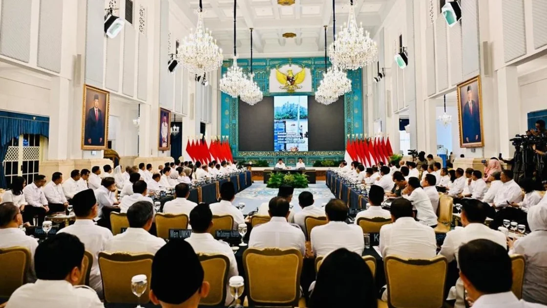 Survei IPO: Amran hingga Zulhas Menteri Kinerja Terbaik