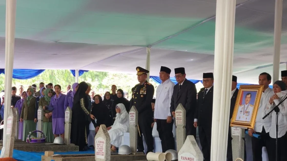 SBY dan Pejabat Hadiri Pemakaman Widodo AS di Kalibata