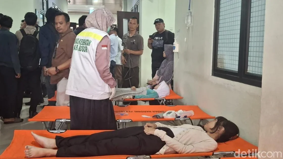 BGN Copot Kepala SPPG di Bogor dan Cirebon Usai Keracunan